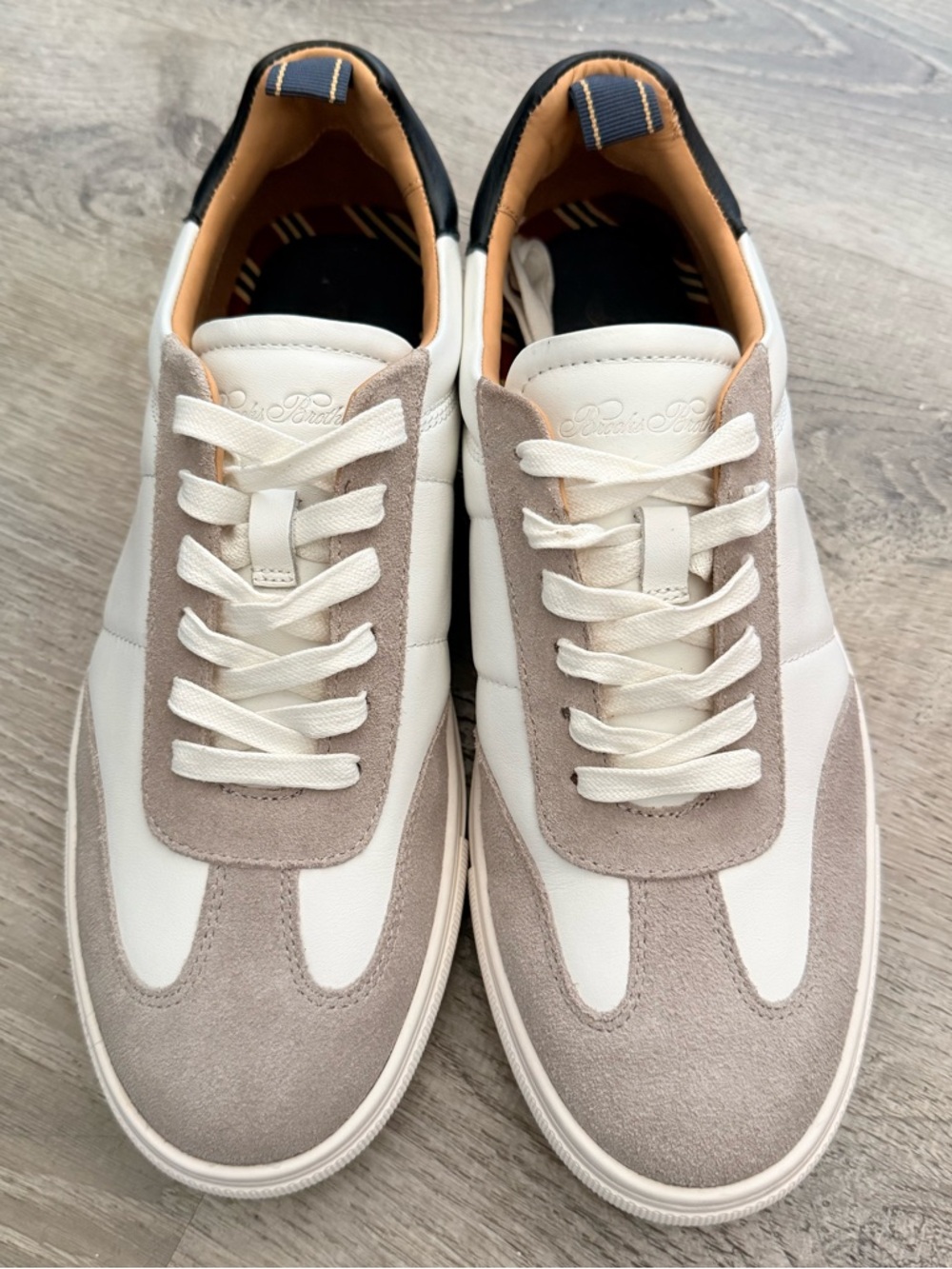 Brooks Brothers Leather Sneaker Size 9.5